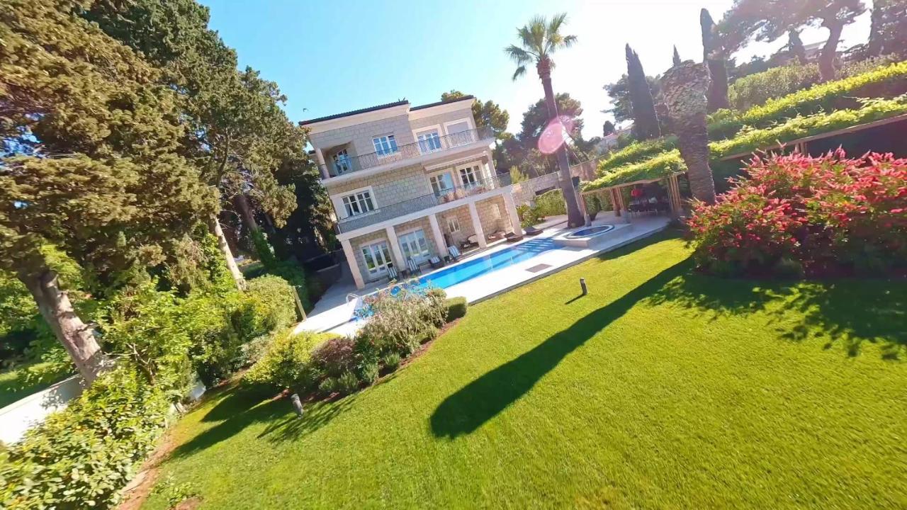 Villa Diocletian สปลิท ภายนอก รูปภาพ